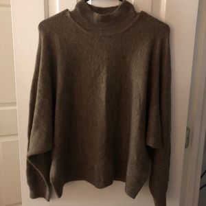 H&M fine knit brown sweater - NWT